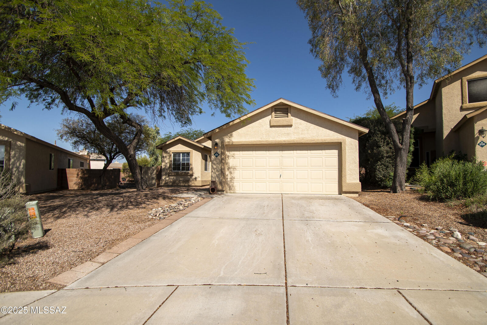 Property Photo: 3710 W Sunbright Drive AZ 85742