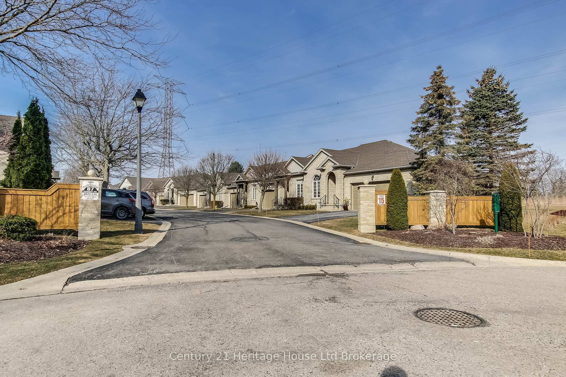 Property Photo: 87 Donker Drive 24 ON N5P 4L2