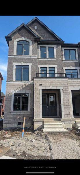 Property Photo:  9 Camino Real Drive  ON L7C 1Z9 
