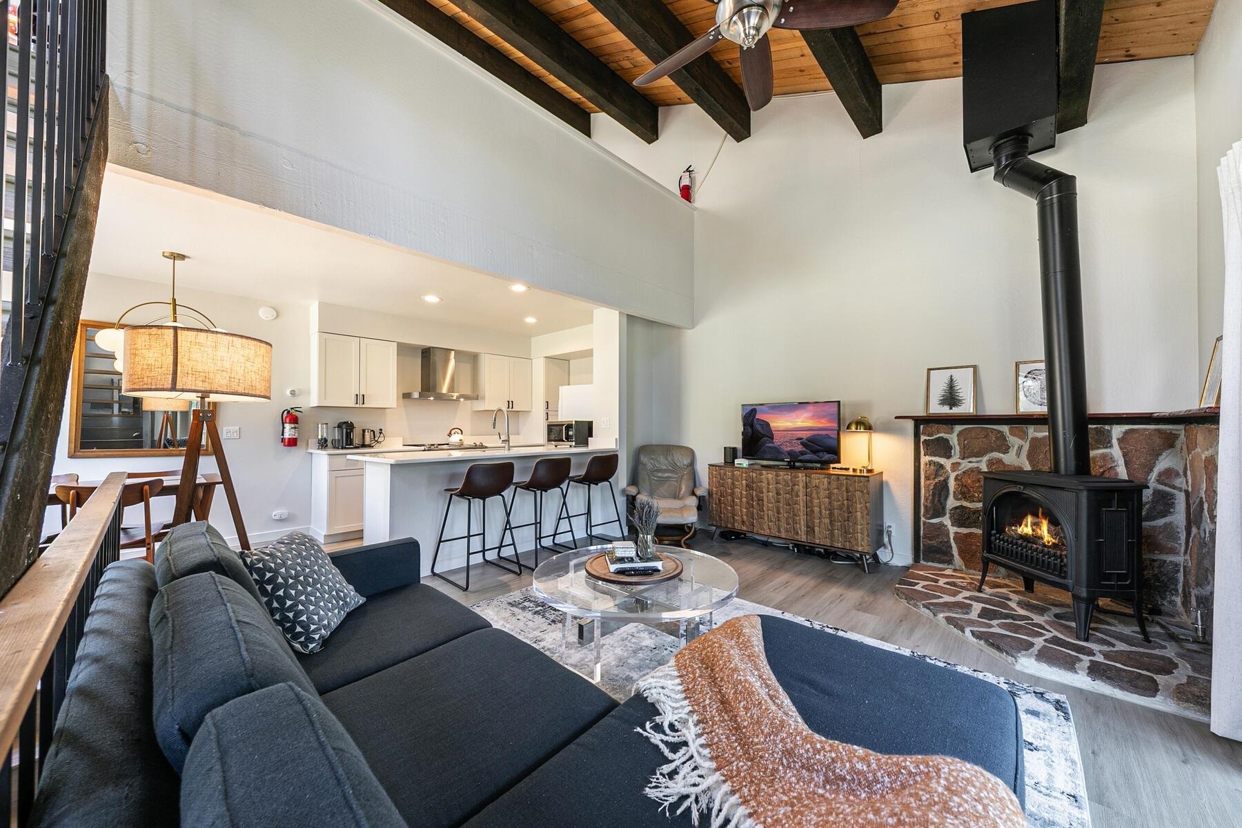 Property Photo: 1001 Commonwealth Drive 70 CA 96161