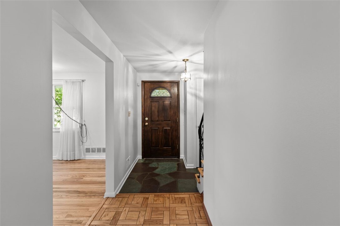 Property Photo: 103 Drood Ln PA 15237