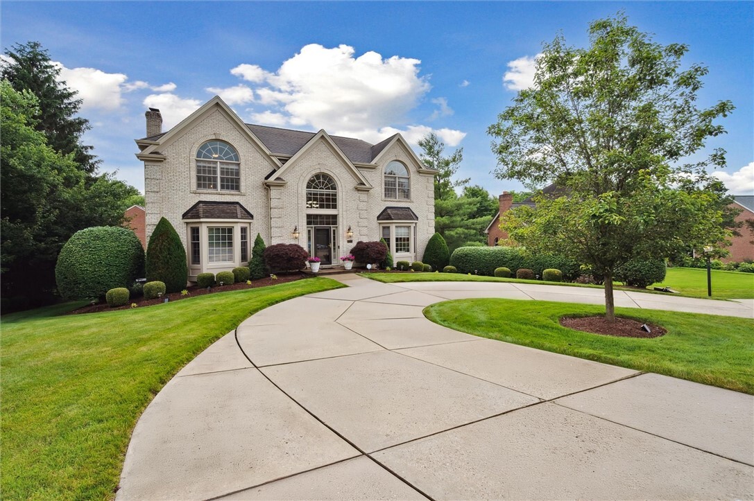 Property Photo: 1500 Zenith Court PA 15241