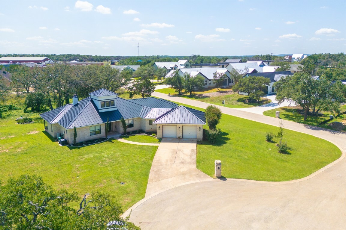 2 Squaw Circle  Wimberley TX 78676 photo