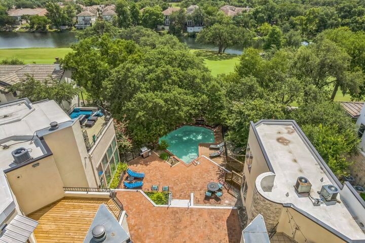 Property Photo:  1 Crystal Springs Court Court H  TX 78738 