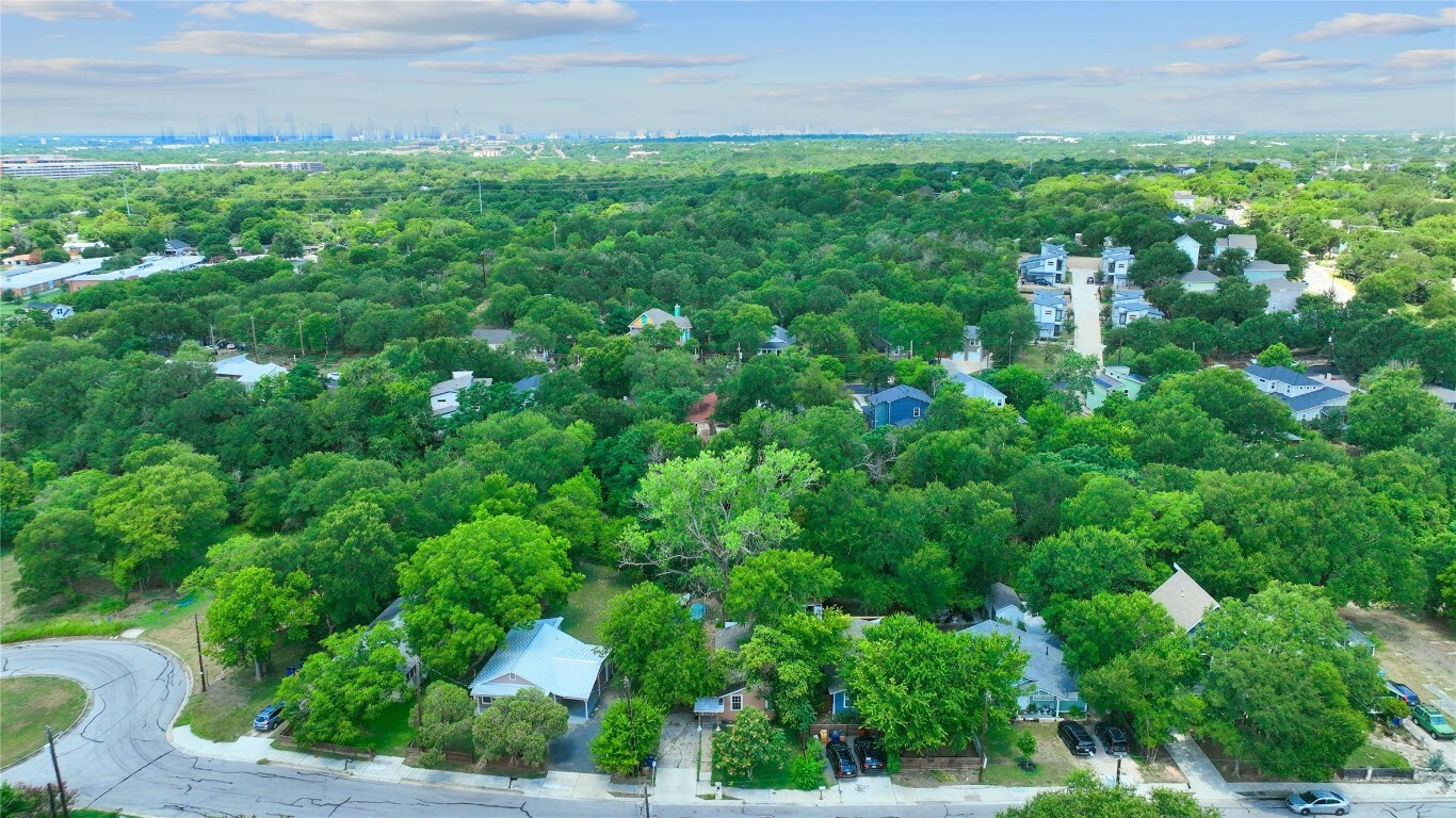 Property Photo:  1114 Eleanor Street  TX 78721 
