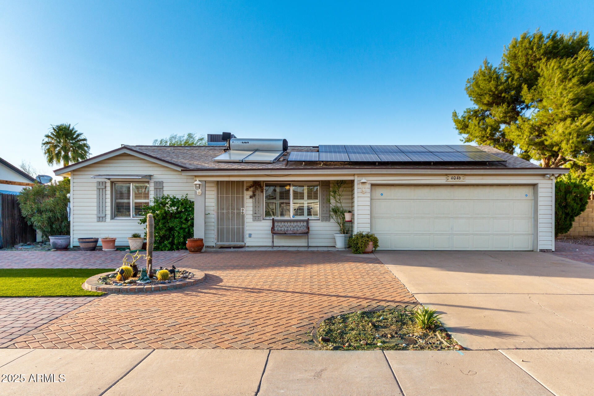 4046 E Crocus Drive  Phoenix AZ 85032 photo