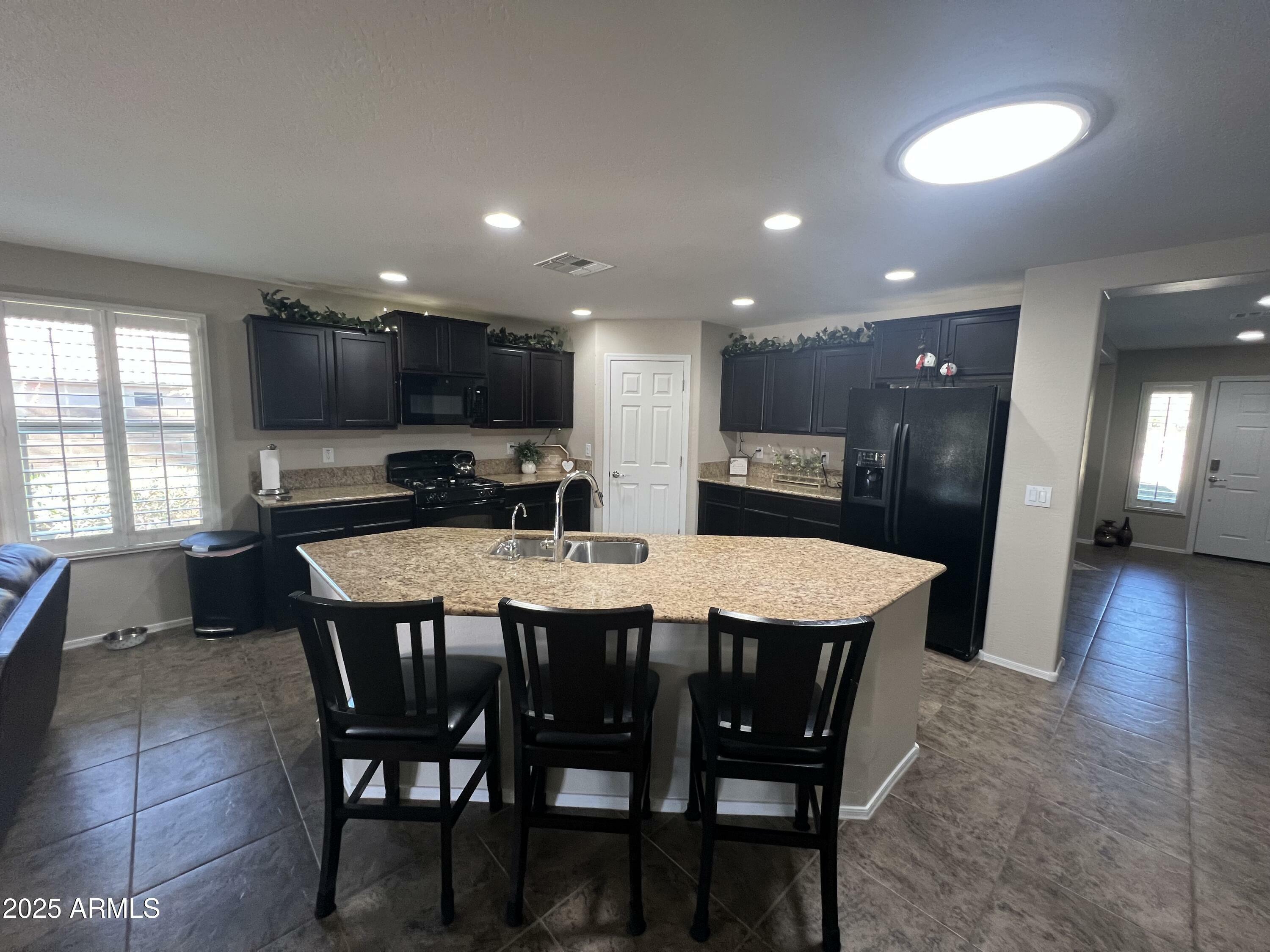 Property Photo: 7935 W Pleasant Oak Court AZ 85132