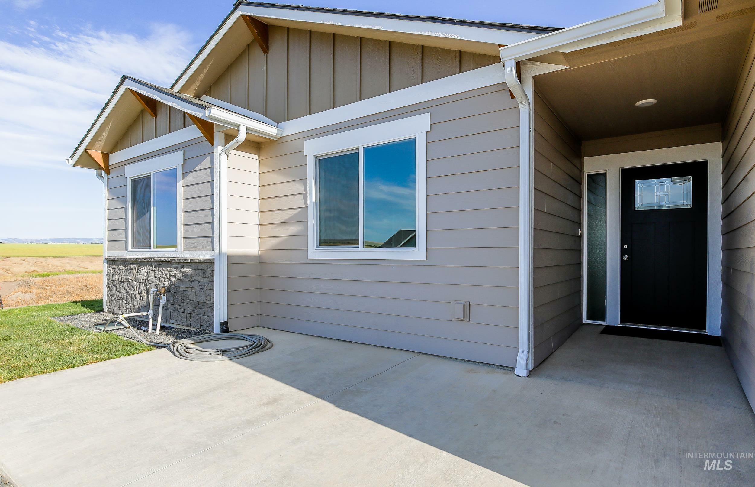 Property Photo: 1736 Golden Hills Dr ID 83501