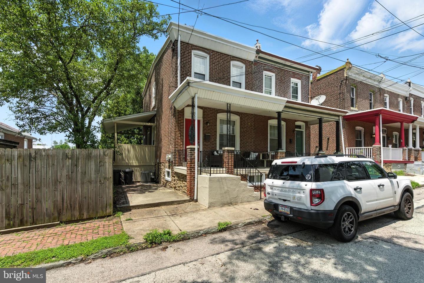 Property Photo: 348 Dupont Street PA 19128