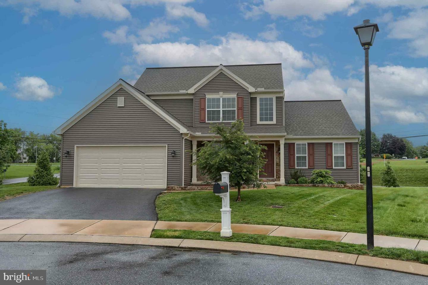 Property Photo:  3 Blue Jay  PA 17003 