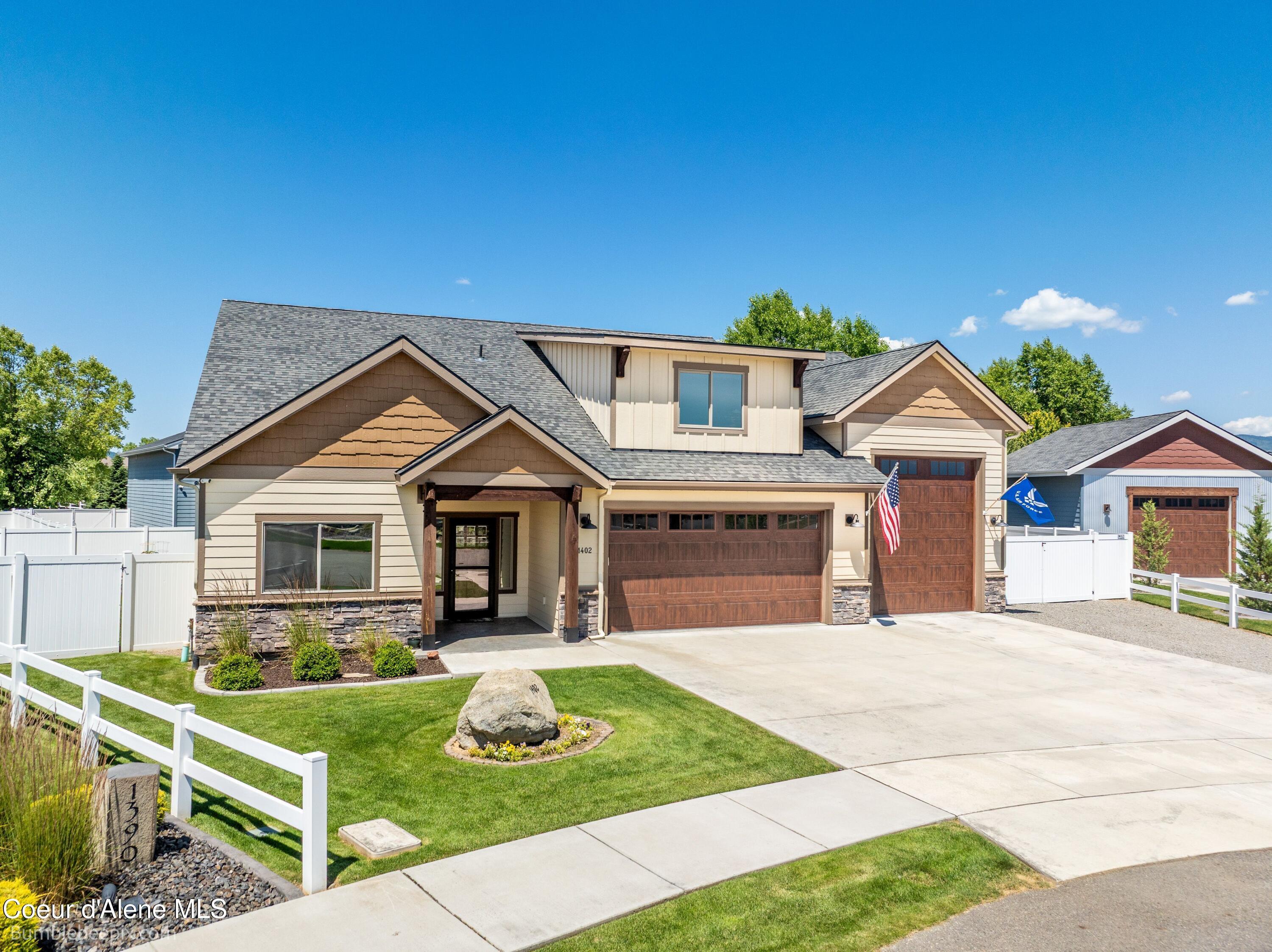 Property Photo: 1402 W Wayward Cir ID 83854