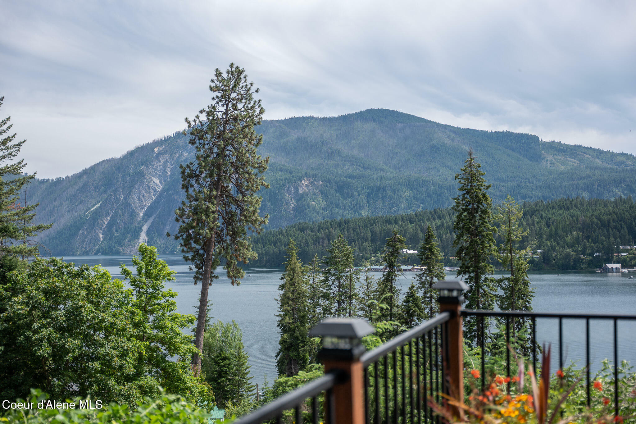 Property Photo: 17532 E Bannock Drive ID 83803