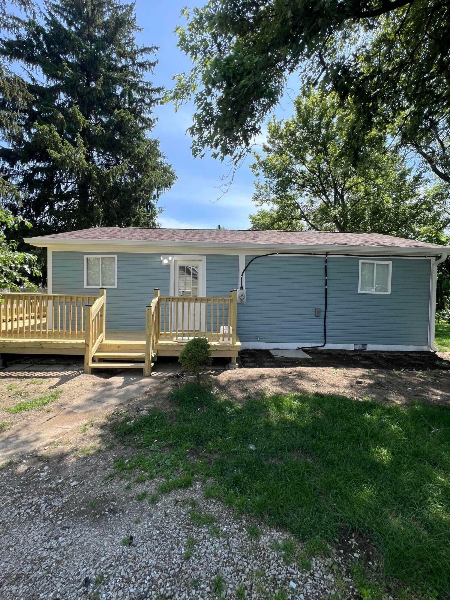 Property Photo: 2091 Radnor Avenue OH 43224