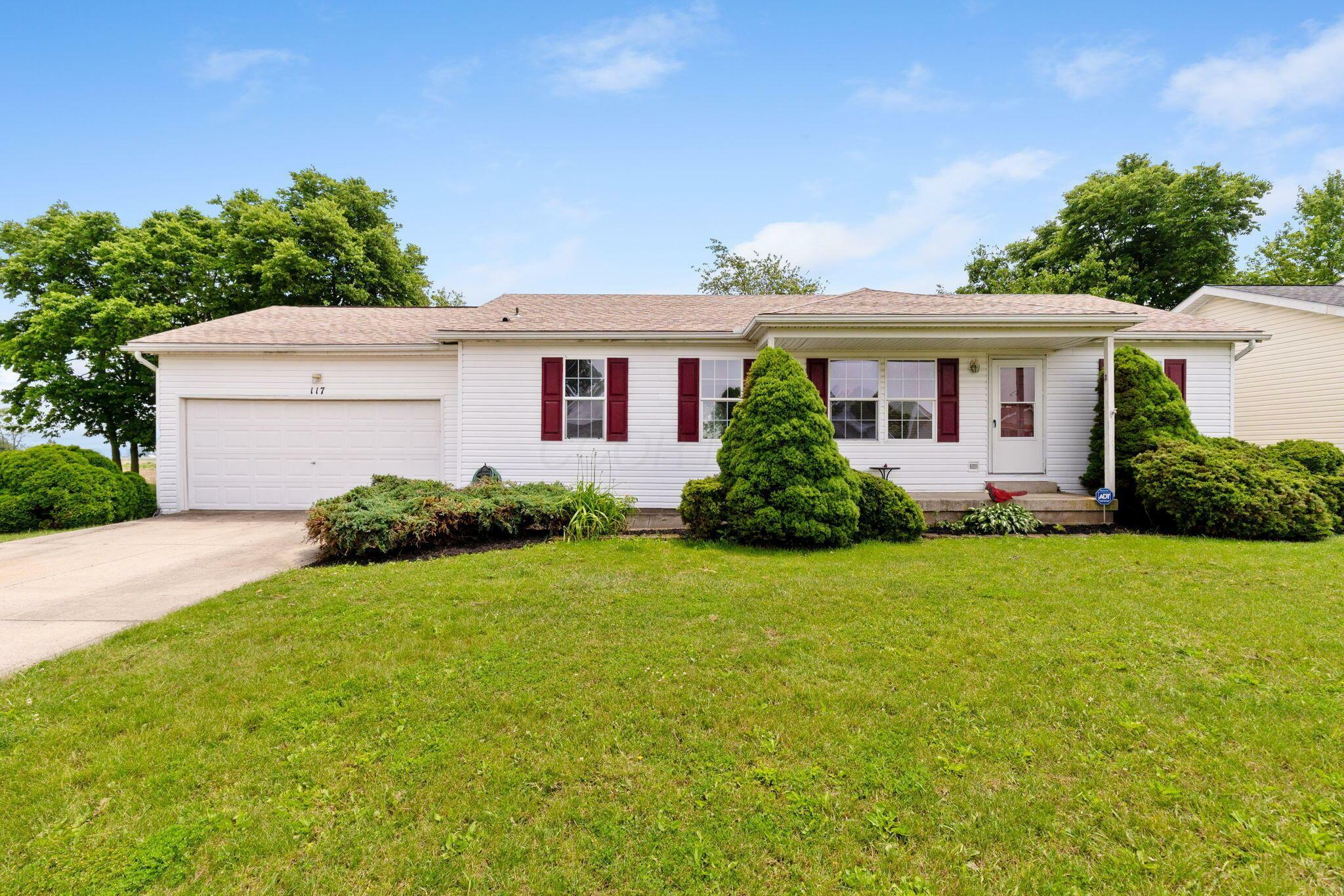 Property Photo: 117 Abbey Lane OH 43060