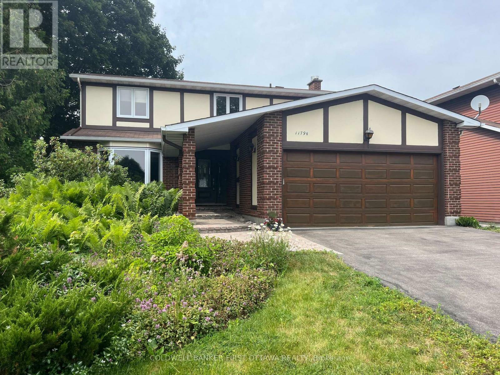 1179 1/2 St-Jerome Crescent  Ottawa ON K1C 2A7 photo