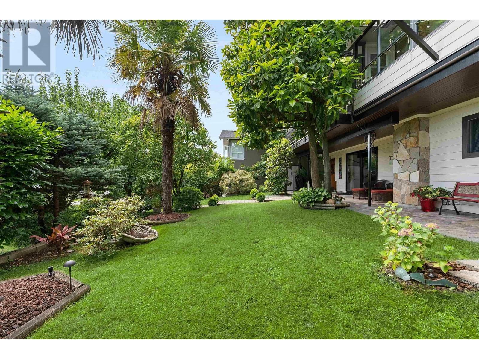 Property Photo: 140 East 8th Avenue BC V3L 4J7
