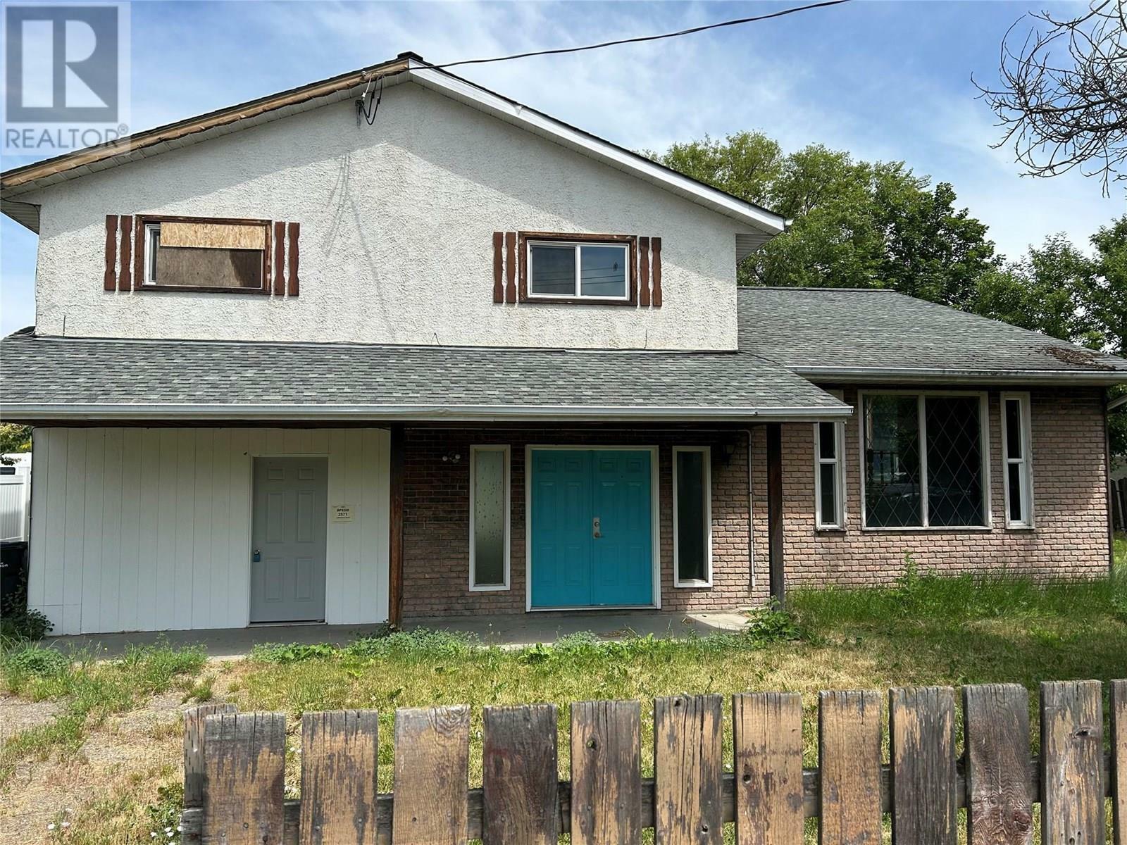 2571 Lakeshore Road  Vernon BC V1H 1M9 photo