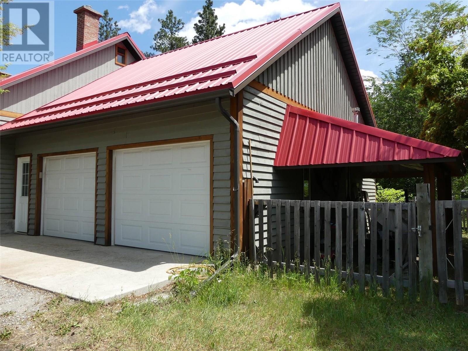 Property Photo: 205 309th Avenue BC V1A 3J6