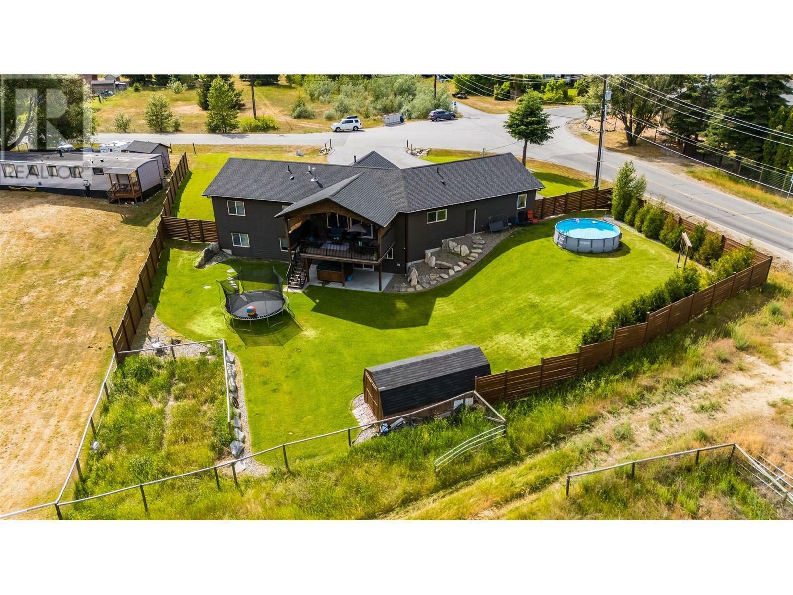 Property Photo: 896 Waterloo Road BC V1N 4K8