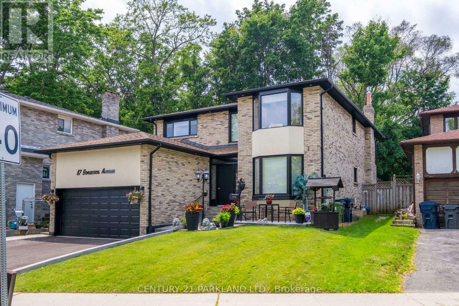 Property Photo: 87 Bonacres Avenue ON M1C 3B8