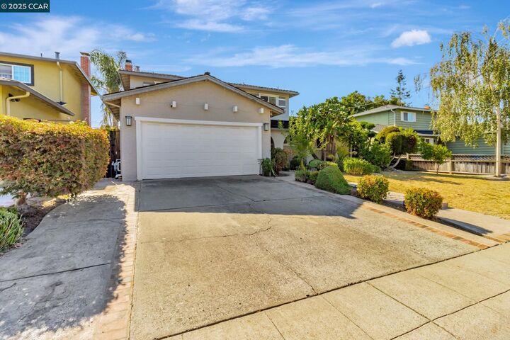 Property Photo:  960 Live Oak Dr  CA 95051 
