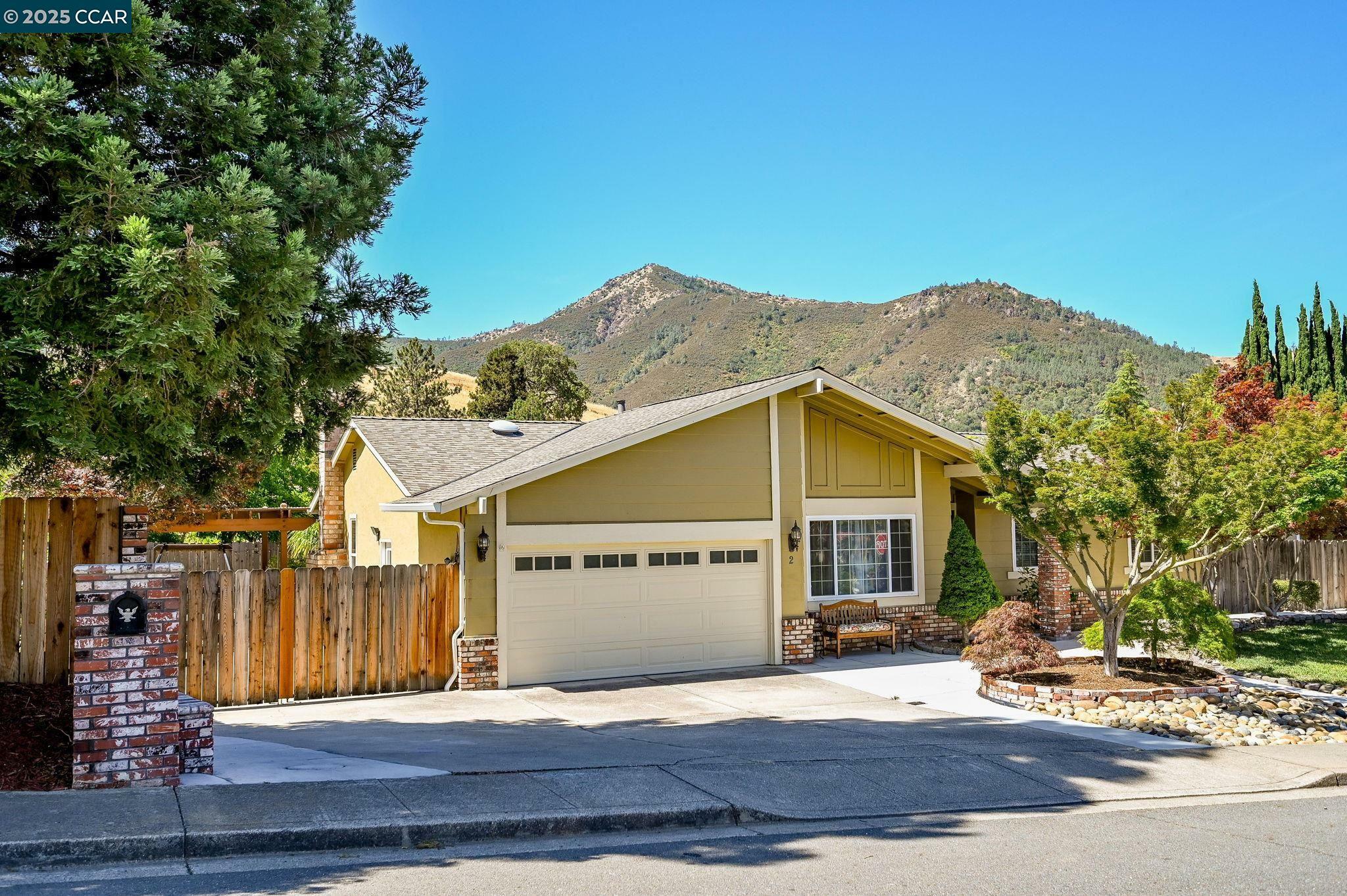 Property Photo:  2 Rialto Dr  CA 94517 