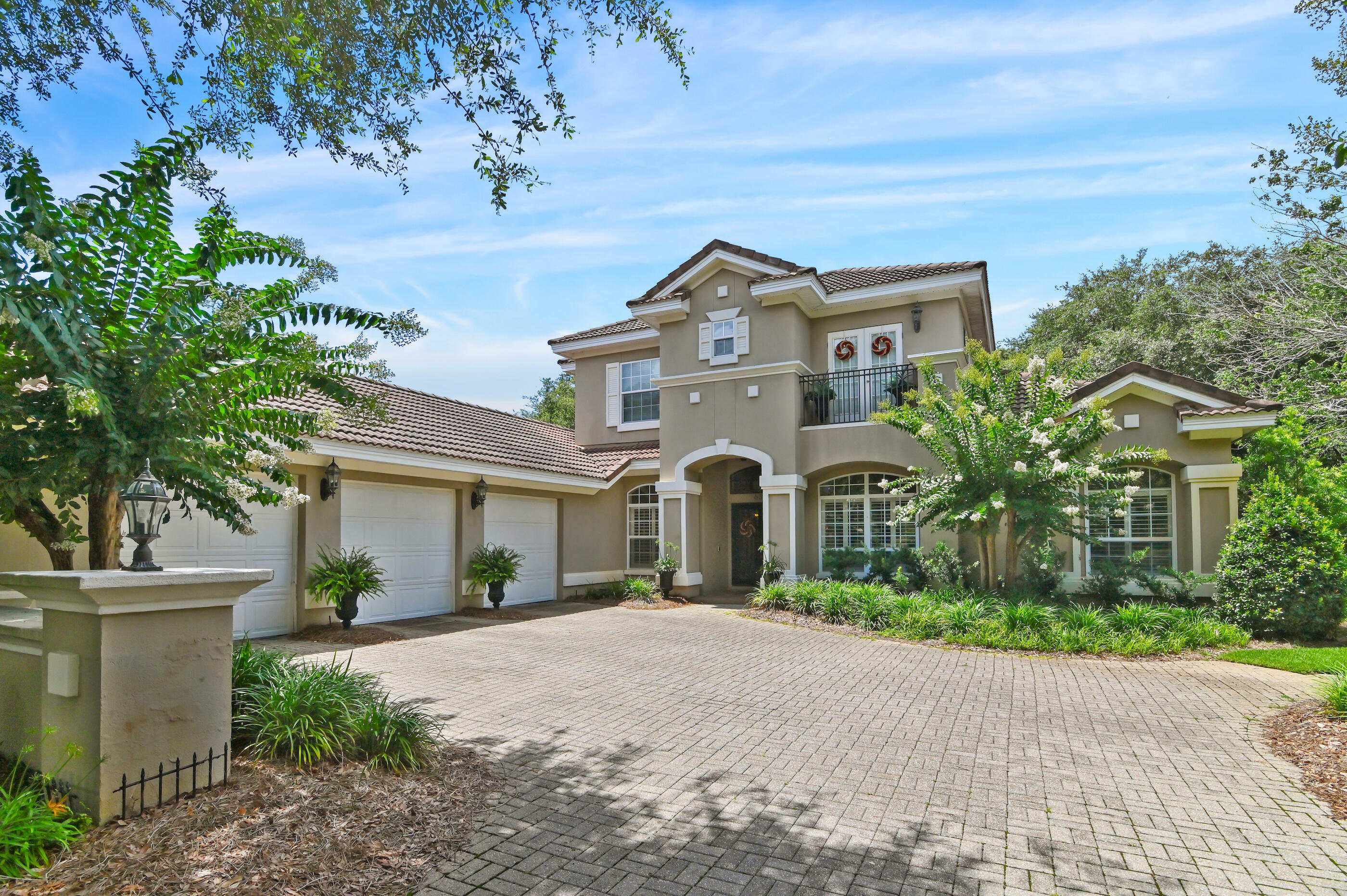 Property Photo: 6341 Augusta Cove FL 32541