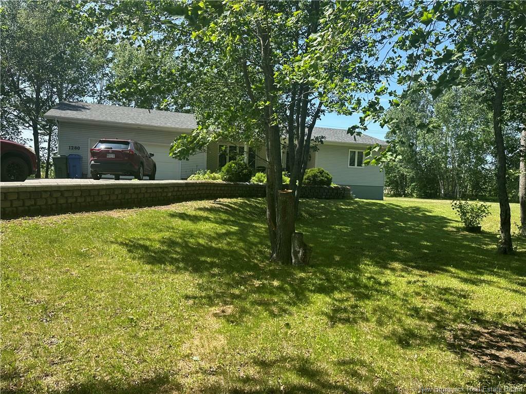 1280 Smith Street  Bathurst NB E2A 3V5 photo