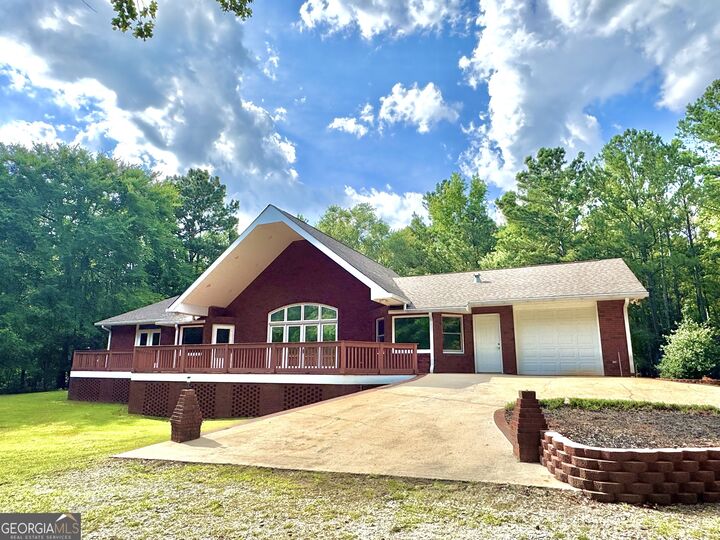 Property Photo: 1310 Deerwood Drive GA 30650