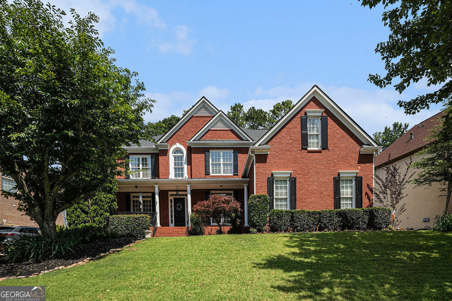 Property Photo: 351 Prestbury Court GA 30024