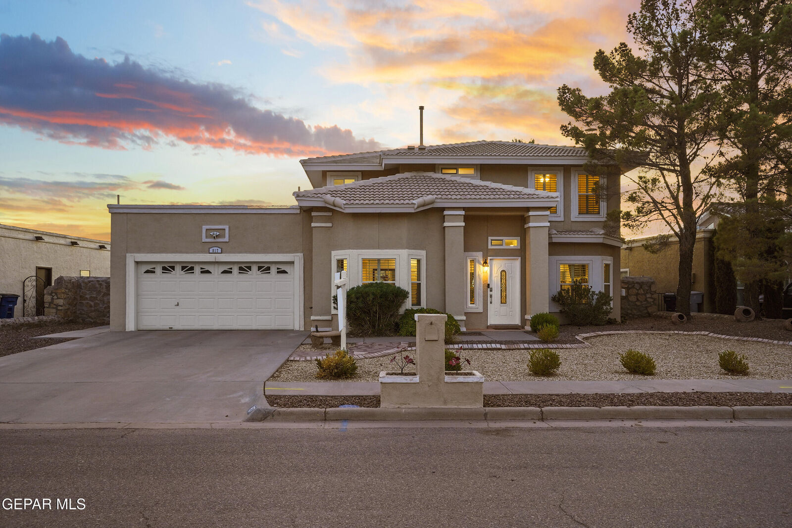 Property Photo:  817 Dulce Tierra Drive  TX 79912 