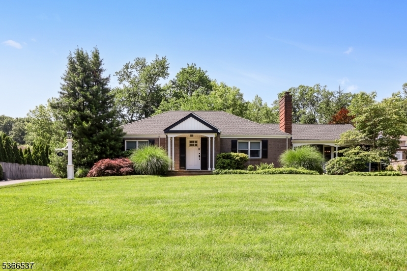 19 Mountain Ridge Dr  Wayne Twp. NJ 07470 photo