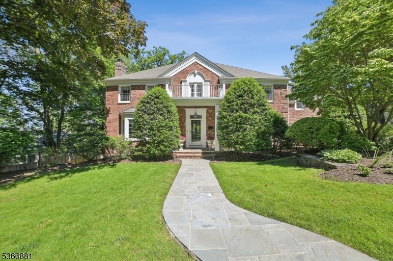 77 Dale Dr  Summit City NJ 07901 photo