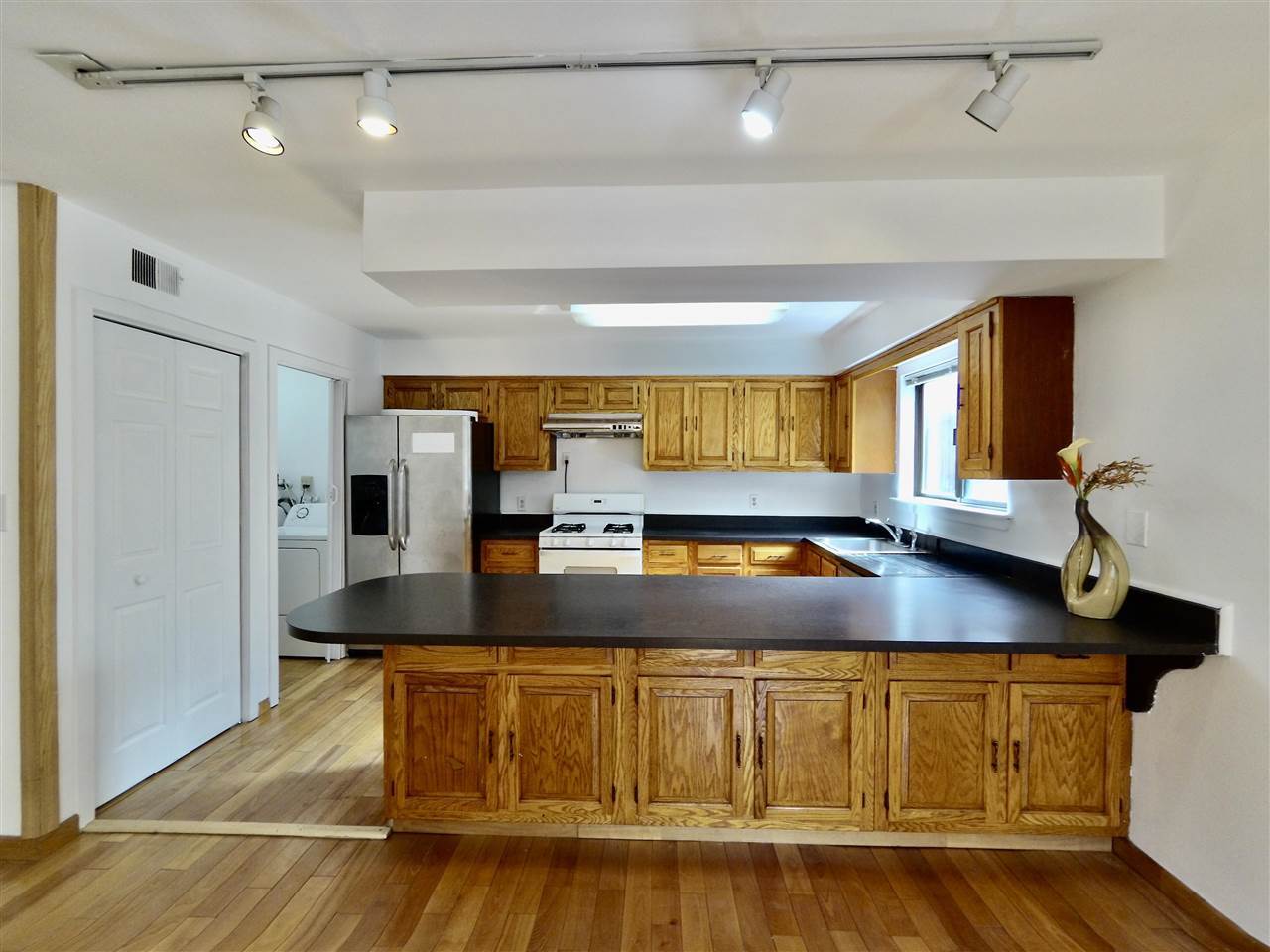 Property Photo:  380 Whimbrel Lane  NJ 07094 
