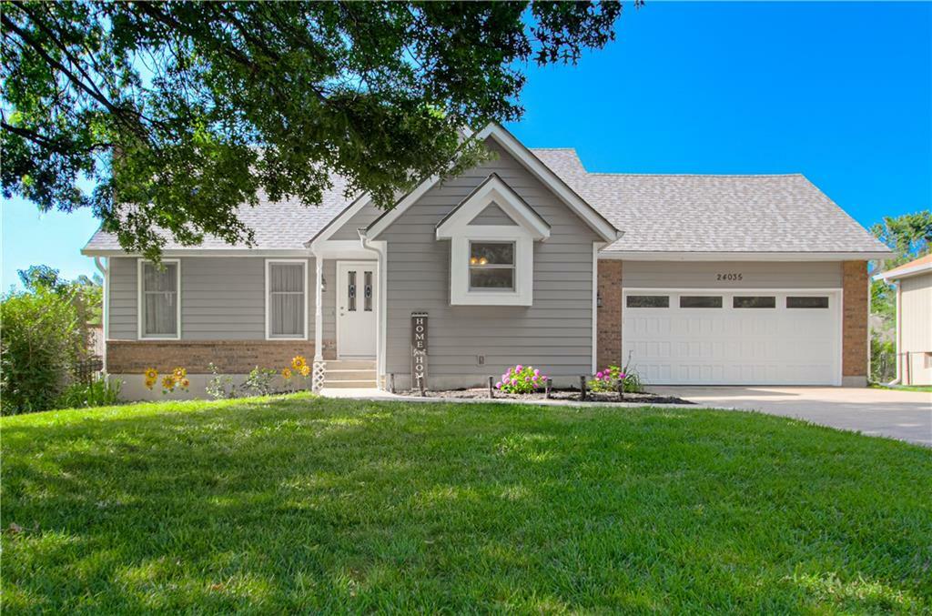 Property Photo: 24035 W 57th Street KS 66226