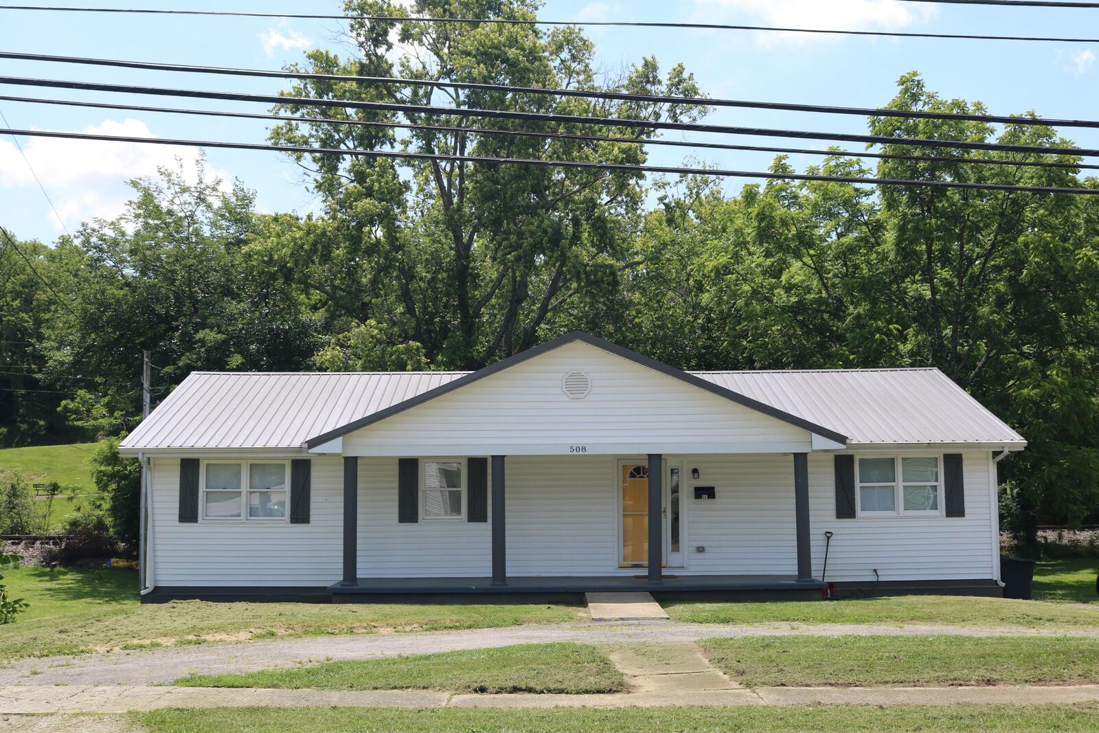 Property Photo:  508 E Main Street  KY 40311 