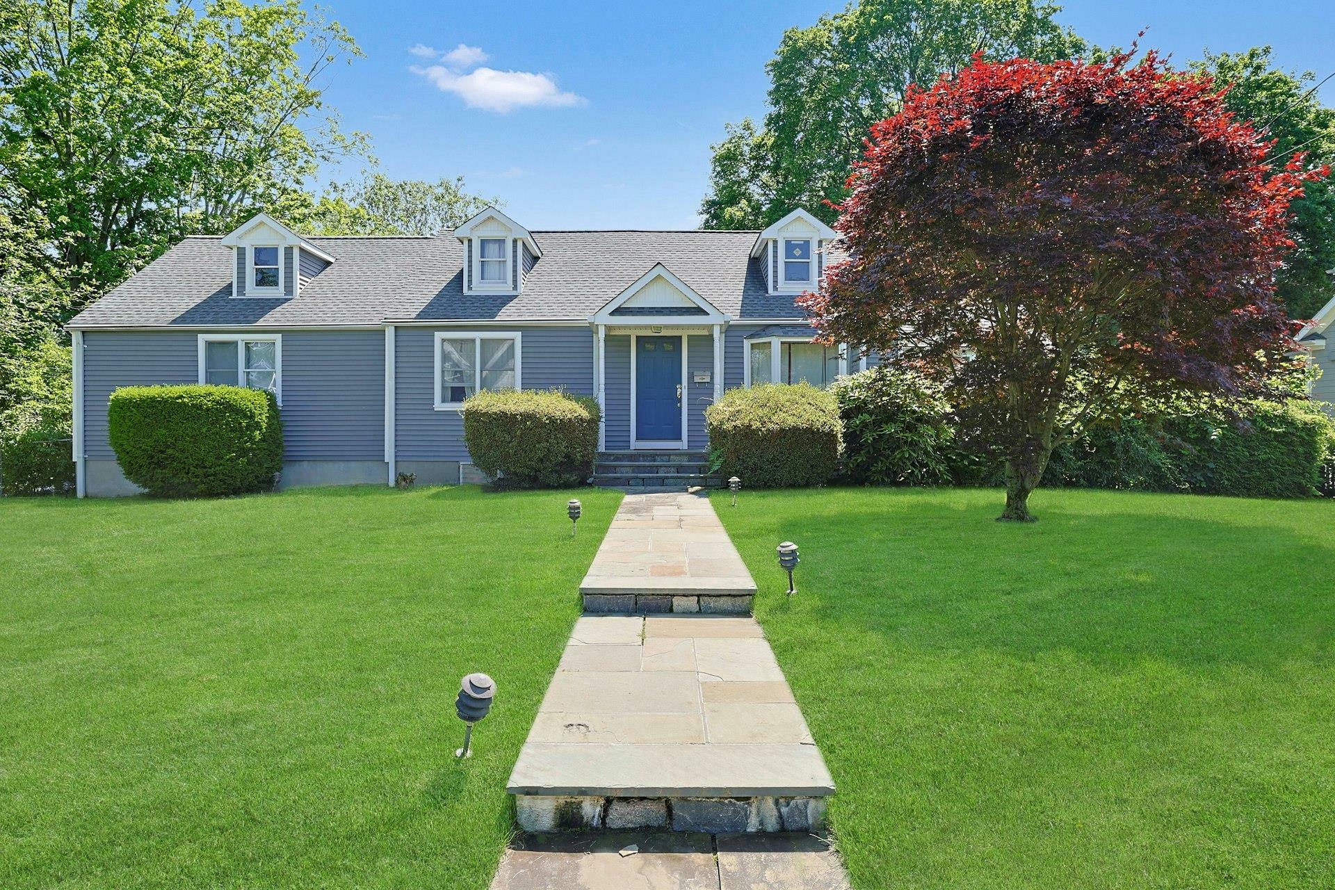 Property Photo: 328 Willis Avenue NY 10532