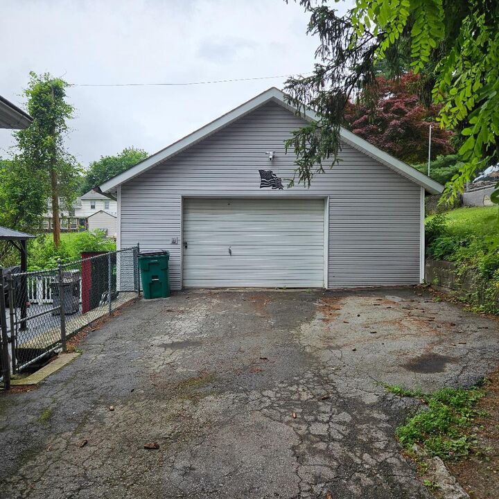 Property Photo:  15 Wilmar Terrace  NY 12601 