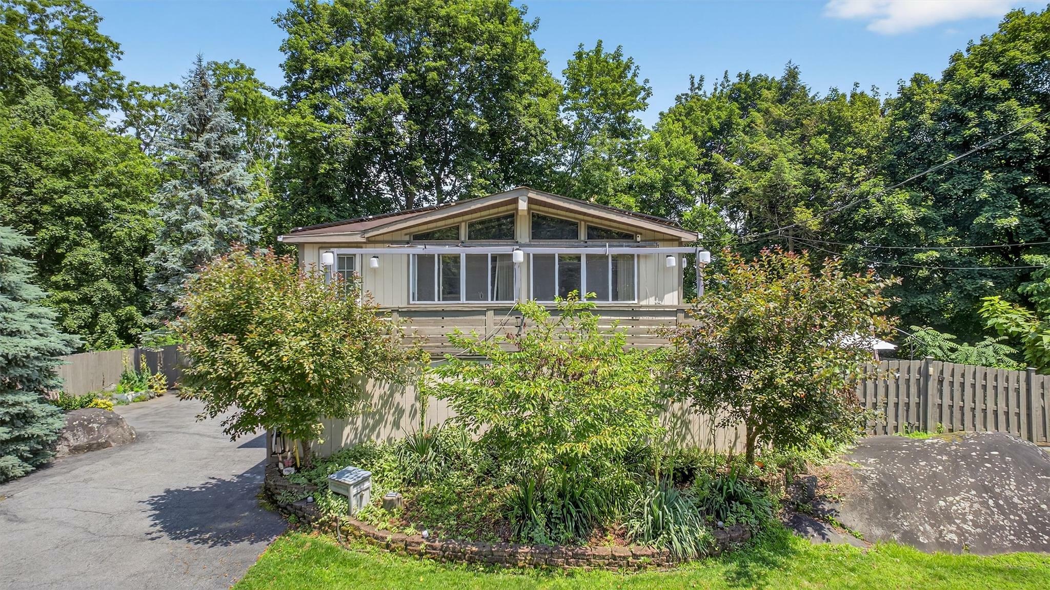 Property Photo: 11 Beverly Lane NY 10566