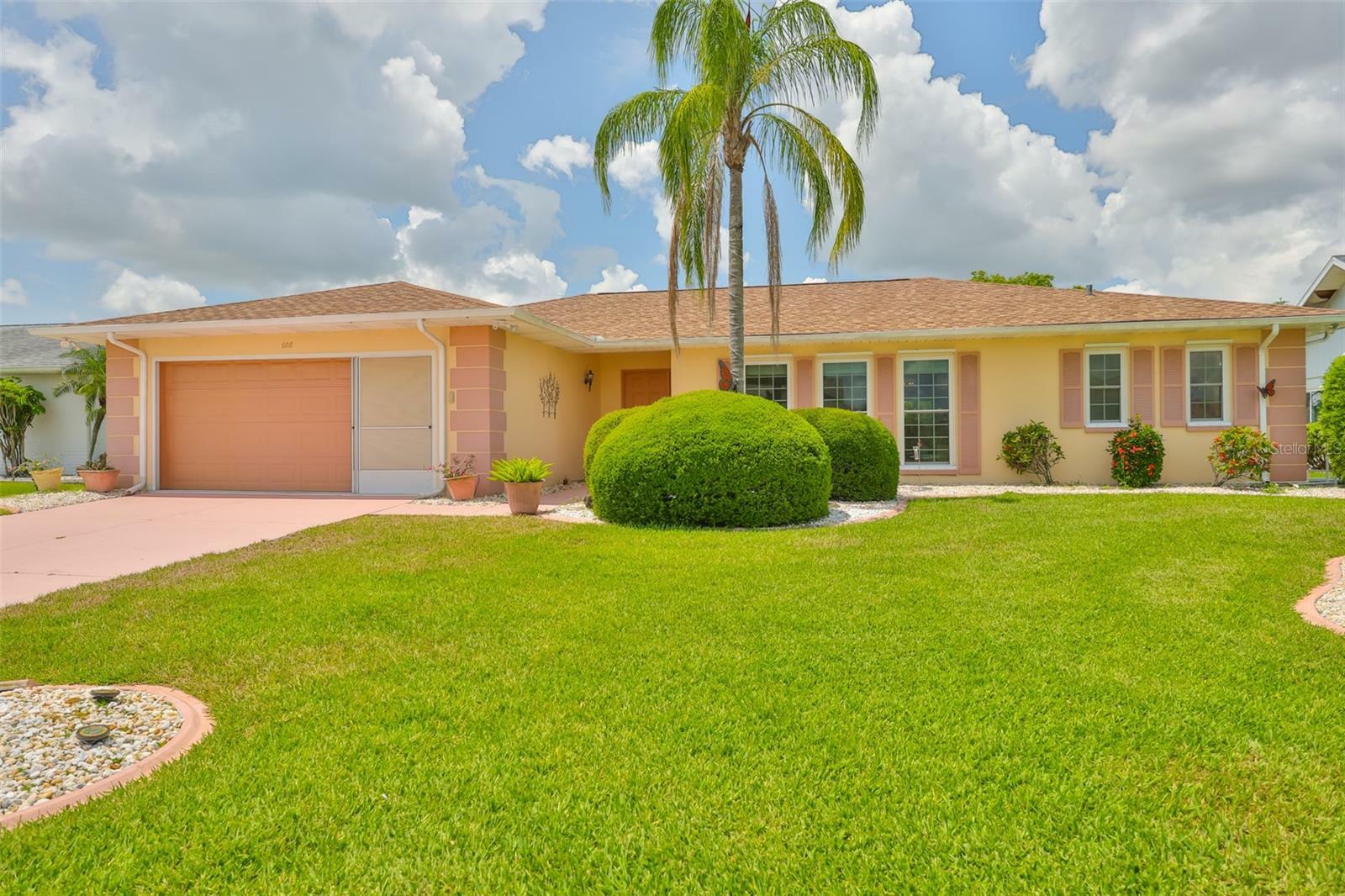 Property Photo:  608 Fort Duquesna Drive  FL 33573 