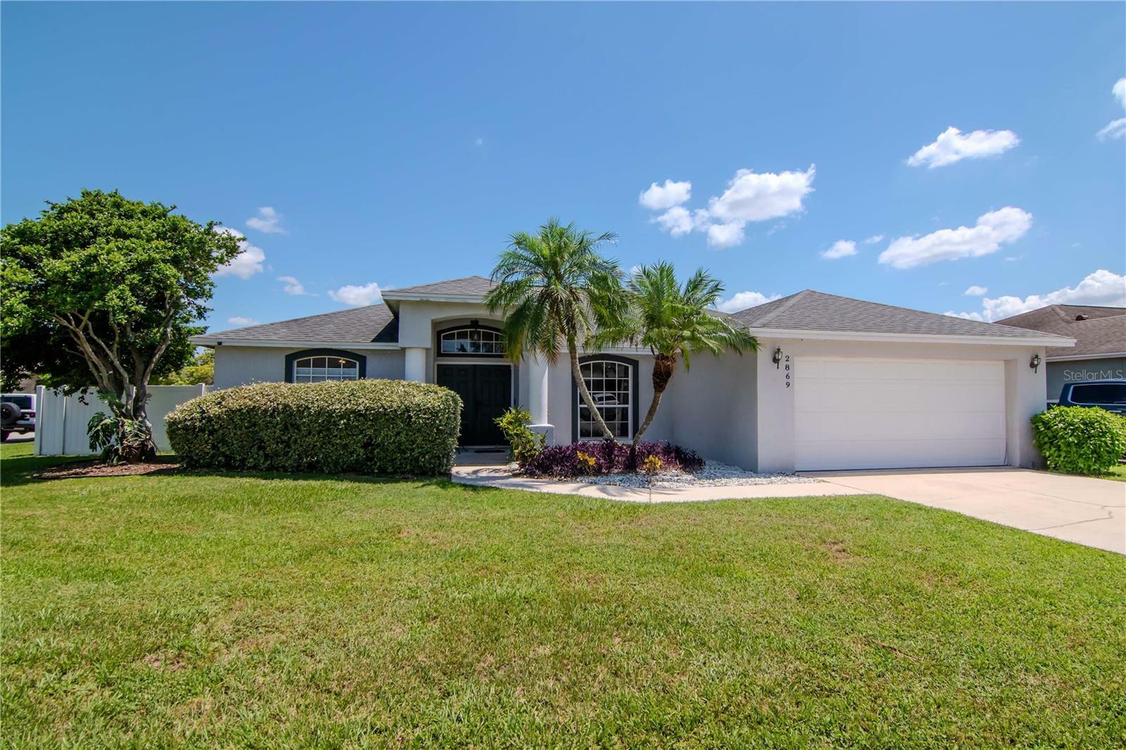 Property Photo: 2869 Hickory Ridge Drive FL 33813