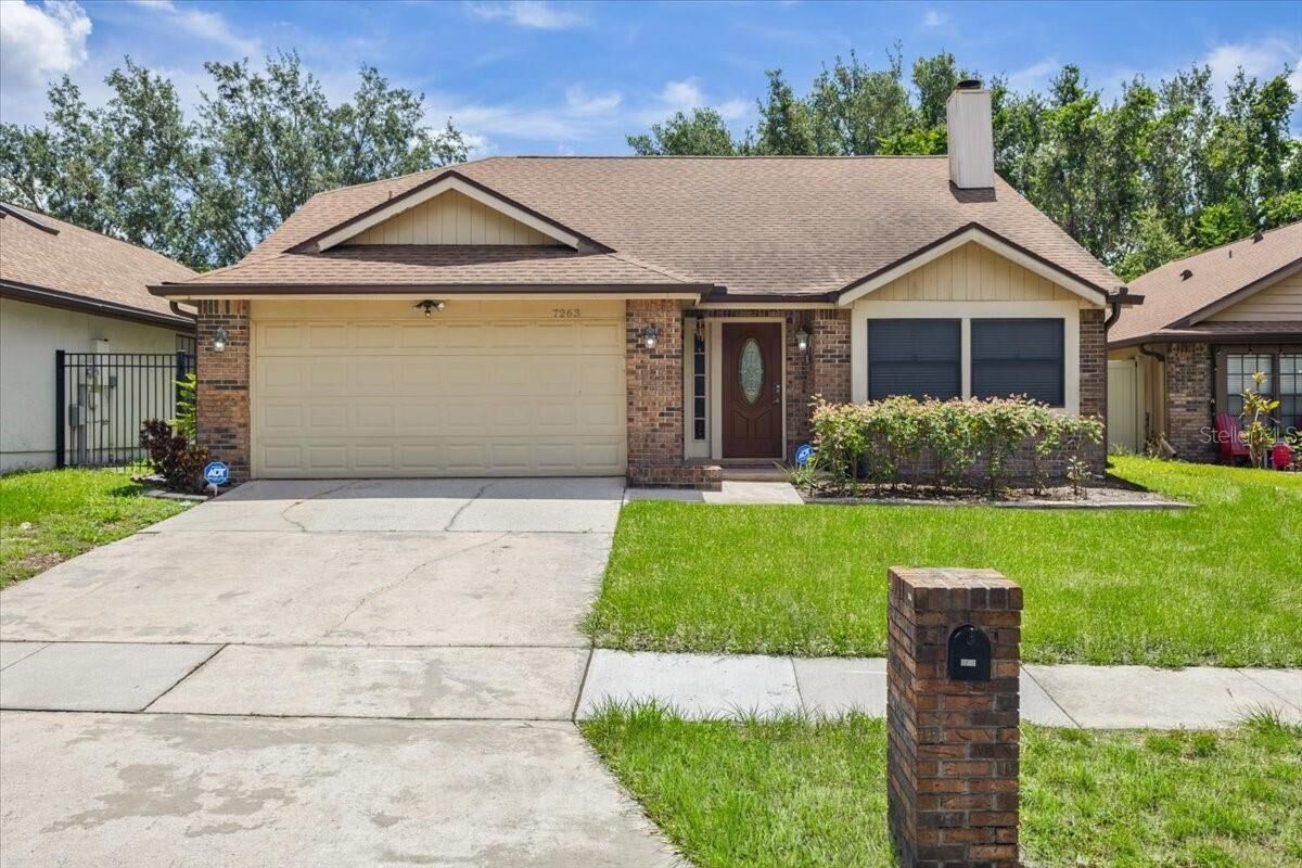 Property Photo:  7263 Spring Villas Circle  FL 32819 