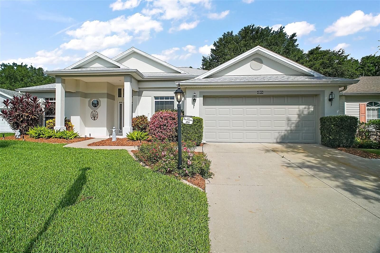 Property Photo:  4904 Long Meadow Drive  FL 34748 