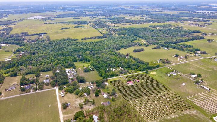 Property Photo: 14435 Curley Road FL 33525