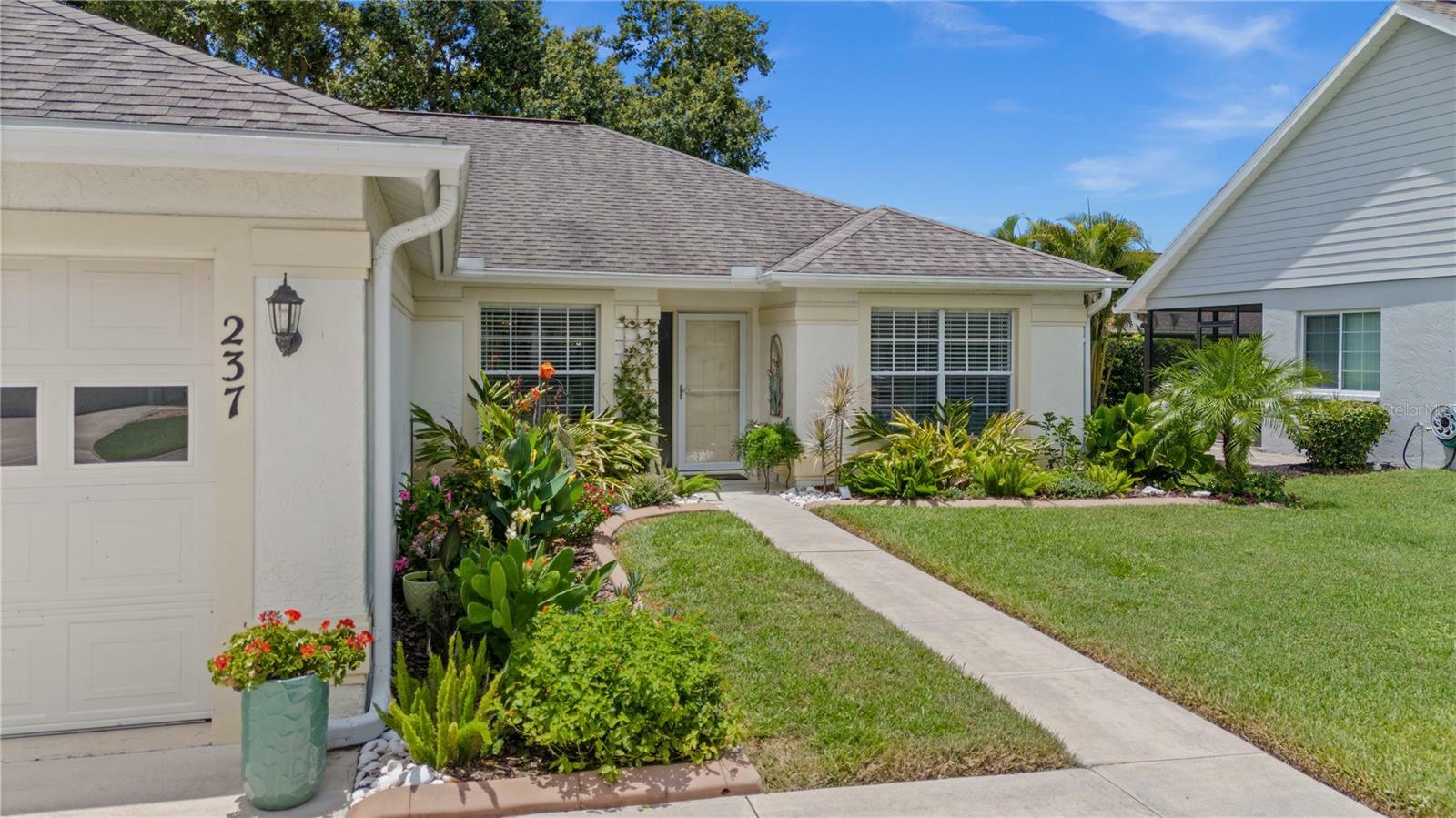 Property Photo: 237 Park Forest Boulevard FL 34223