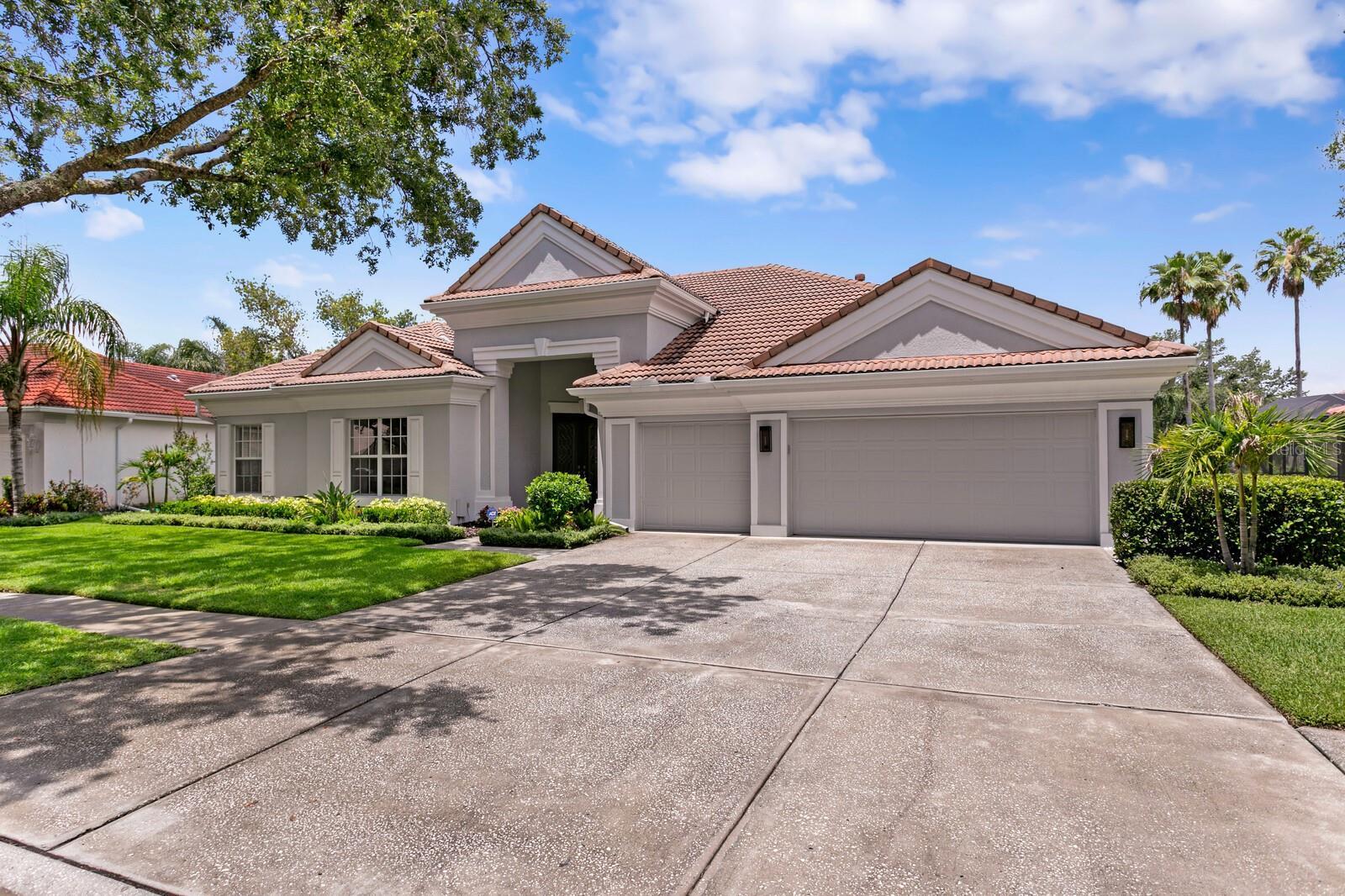 Property Photo: 17807 Arbor Greene Drive FL 33647
