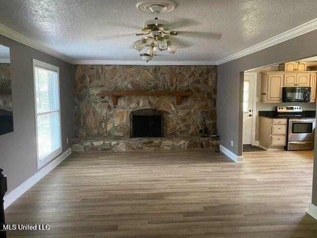 Property Photo: 900 Sea Cove Street MS 39581