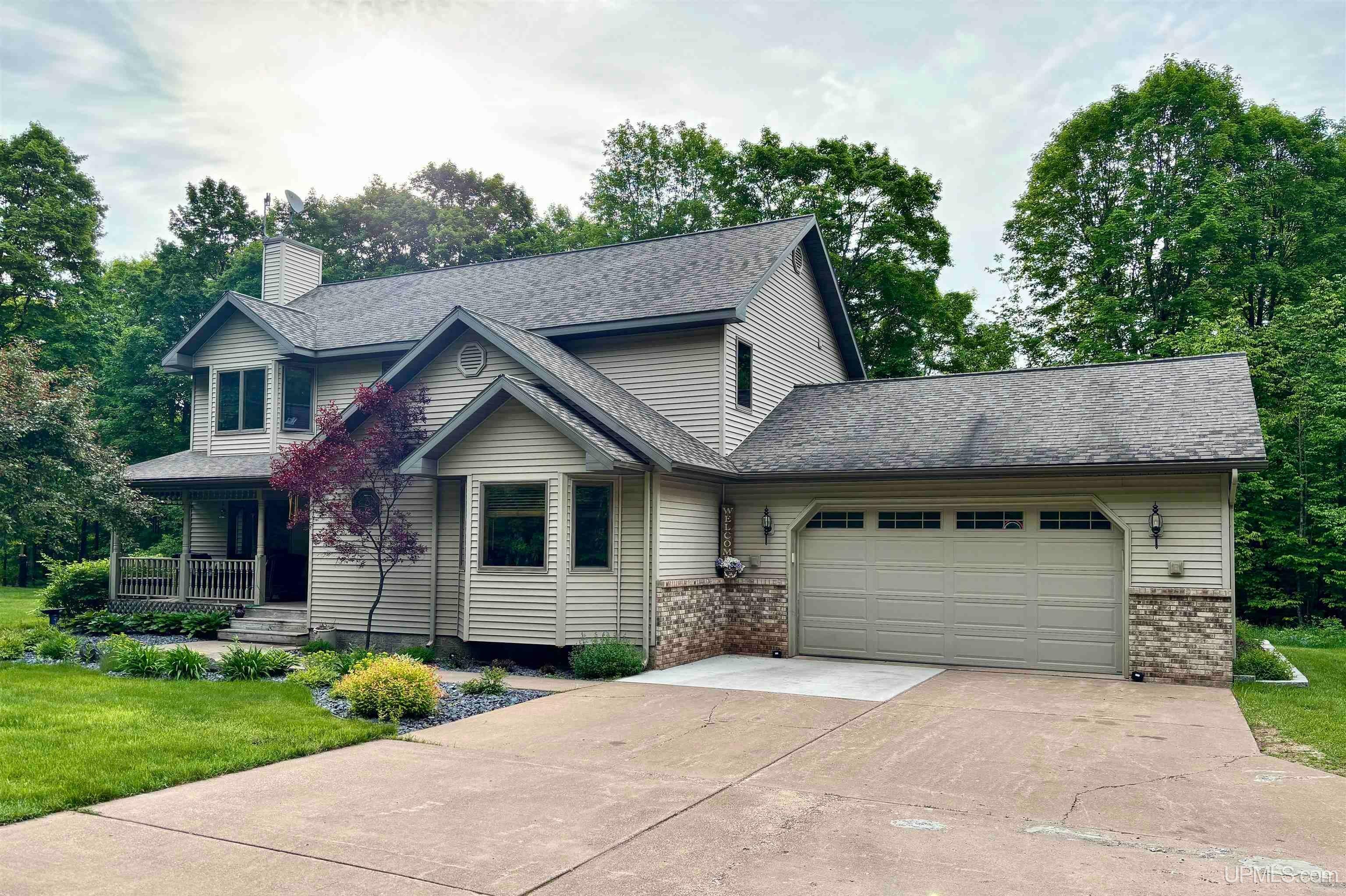 1955 Woodland Drive  Ishpeming MI 49849 photo
