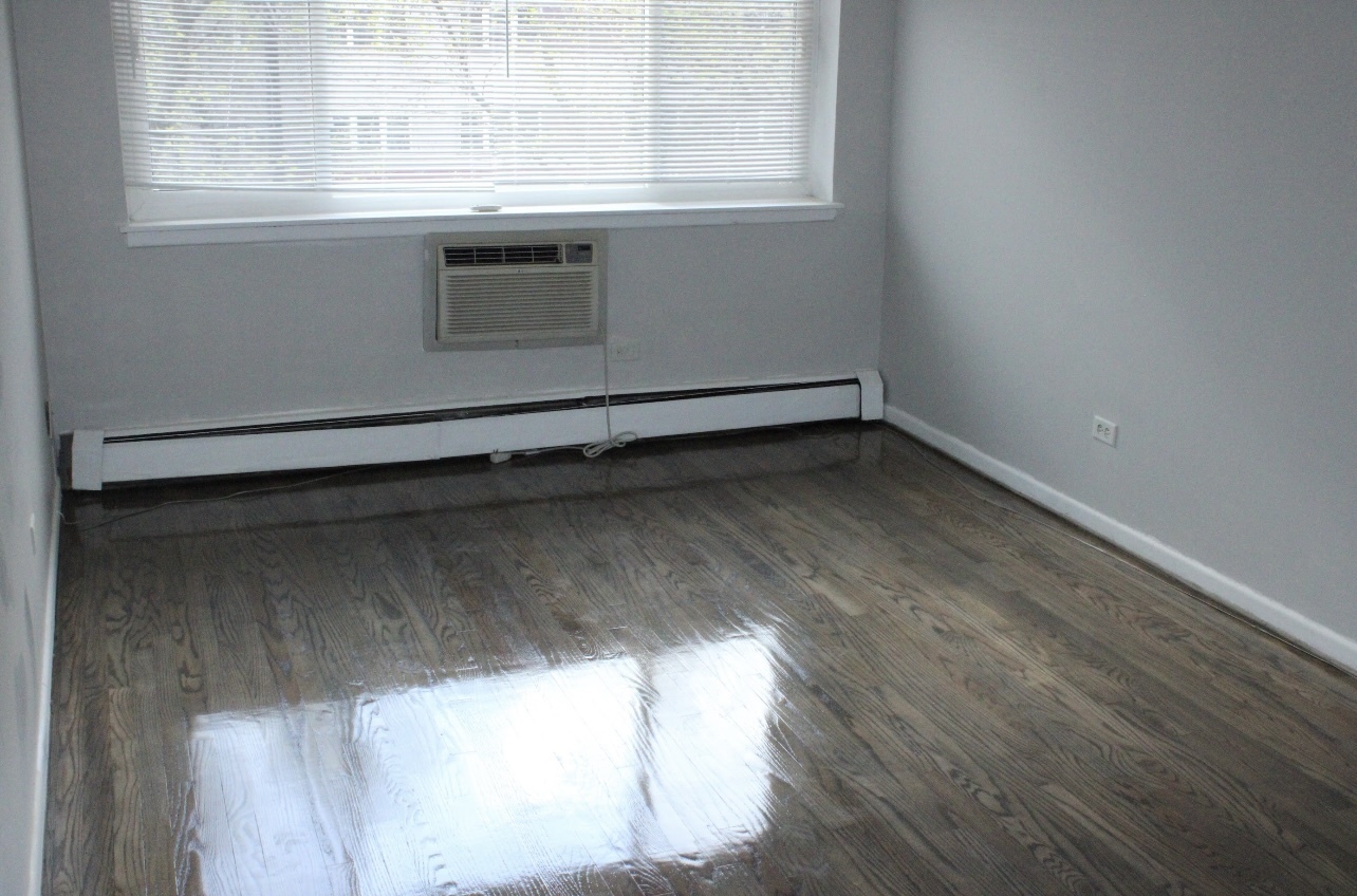 Property Photo: 6619 N Sheridan Road 302 IL 60626