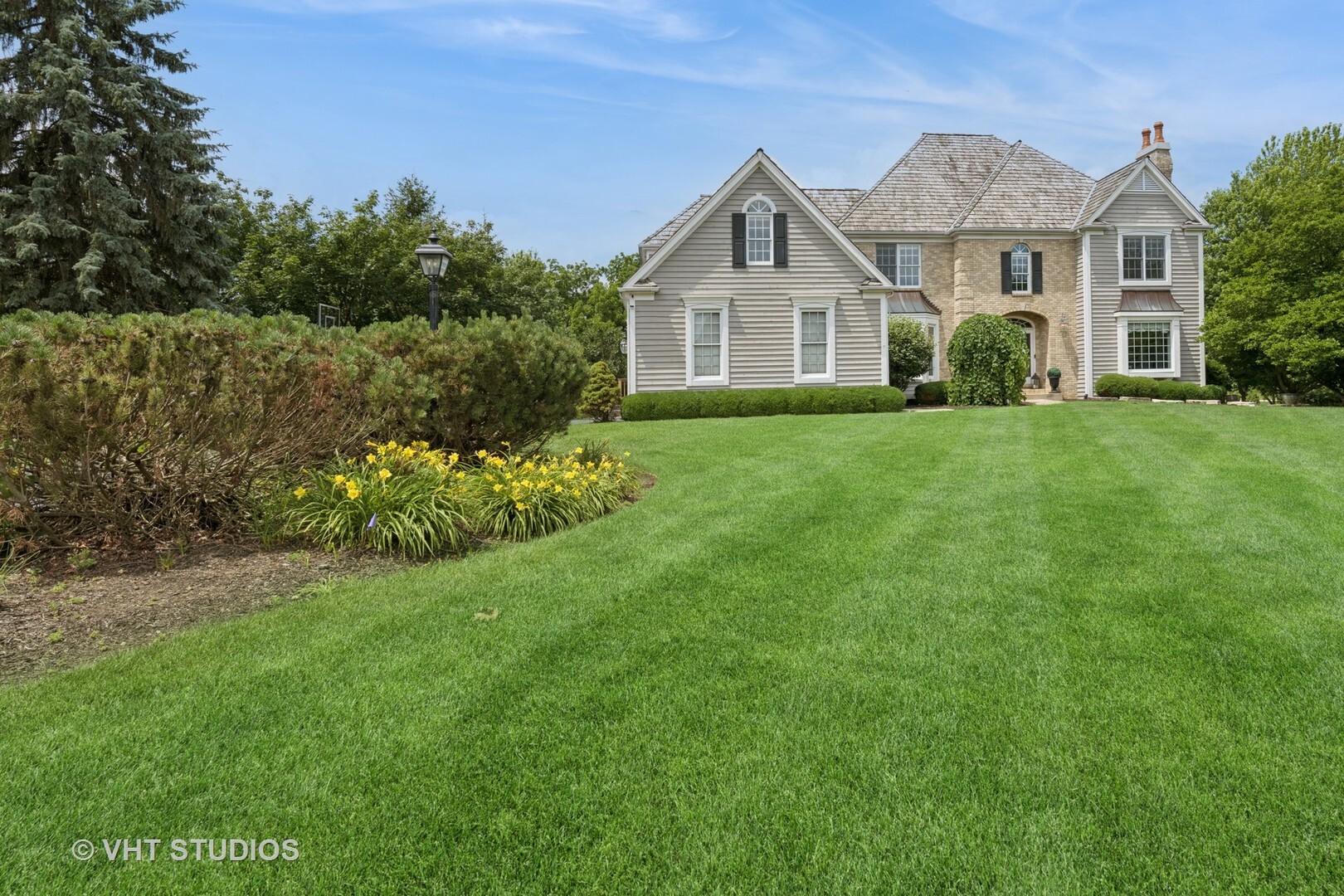 5609 Farmbrook Lane  Crystal Lake IL 60014 photo